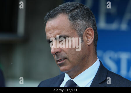 22.April 2019, Madejski Stadium, London, England; Sky Bet Meisterschaft, Lesen vs West Brom; Jose Gomez manager Lesen Quelle: Matt O'Connor/News Bilder, Englische Fußball-Liga Bilder unterliegen DataCo Lizenz Stockfoto