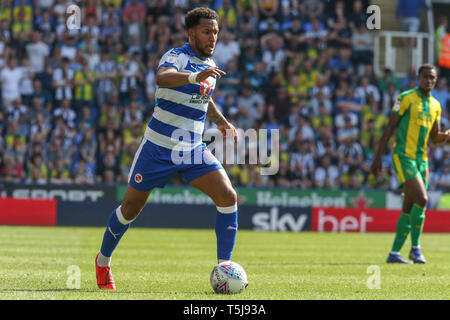 22.April 2019, Madejski Stadium, London, England; Sky Bet Meisterschaft, Lesen vs West Brom; Liam Moore (06) Lesen mit der Kugel Credit: Matt O'Connor/News Bilder, Englische Fußball-Liga Bilder unterliegen DataCo Lizenz Stockfoto