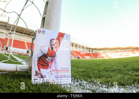 10. April 2019, New York Stadium, Bramley, England; Sky Bet Meisterschaft Rotherham United vs Aston Villa; Heutiges Match Day Programm Credit: Mark Cosgrove/News Bilder der Englischen Football League Bilder unterliegen DataCo Lizenz Stockfoto