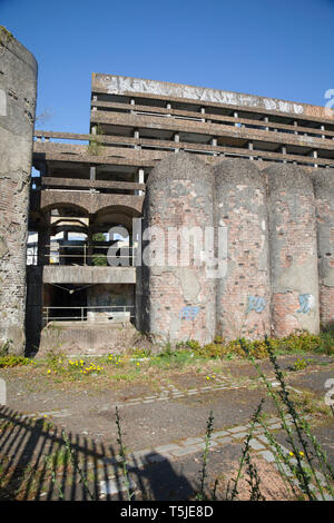 Die ruinierte, einem börsennotierten, St Peters Seminar, Cardross, Schottland. Architekten Gillespie, Kidd und coia entwickelt, die mittlerweile verfallenen Priester Training College in Stockfoto