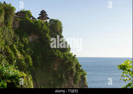 Eine Ansicht von Uluwatu Tempel (Pura Luhur Uluwatu) auf der Halbinsel Bukit in Bali, Indonesien Stockfoto