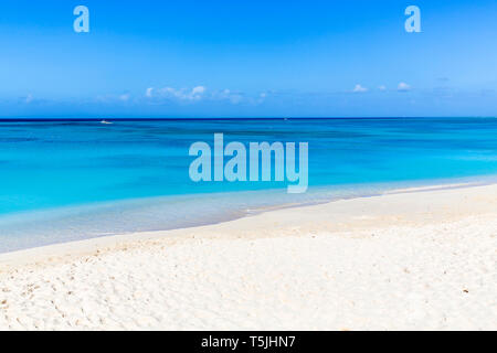 Großen Antillen, Grand Turk Island, Cockburn Town, White Sand Beach Stockfoto