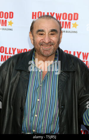 April 24, 2019 - Los Angeles, CA, USA - LOS ANGELES - APR 24: Ken Davitian am Lucille Ball Lobby Tribut Empfang am Hollywood Museum am 24. April 2019 in Los Angeles, CA (Credit Bild: © Kay Blake/ZUMA Draht) Stockfoto