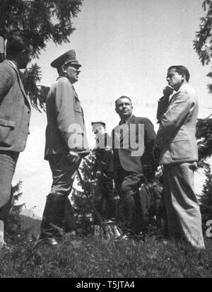 Eva Braun Sammlung (dvadvadaset) - Adolf Hitler im Sommer 1934 Stockfoto