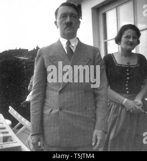 Eva Braun Collection (Album 29) - Offene Foto von Adolf Hitler Ca. 1930s oder 1940s Stockfoto