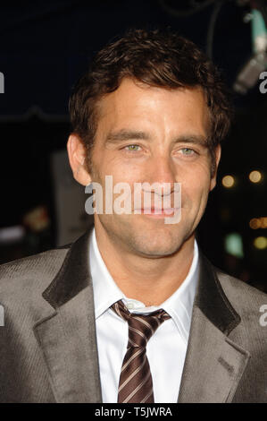 LOS ANGELES, Ca. November 16, 2006: Clive Owen an der Los Angeles Premiere seines neuen Films "Children of Men". Bild: Paul Smith/Featureflash Stockfoto