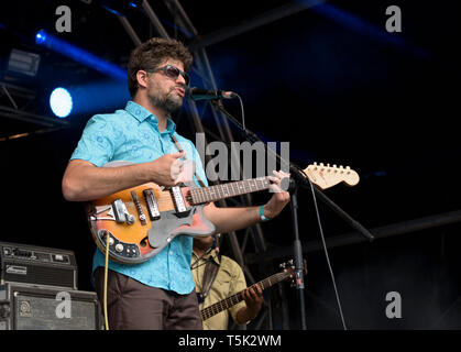 Zeichnete Gonsalves der Kobo Town durchführen am Larmer Tree Festival in der Nähe von Salisbury, Wiltshire, England, UK. Juli 18, 2015. Stockfoto