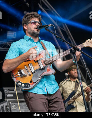 Zeichnete Gonsalves der Kobo Town durchführen am Larmer Tree Festival in der Nähe von Salisbury, Wiltshire, England, UK. Juli 18, 2015. Stockfoto