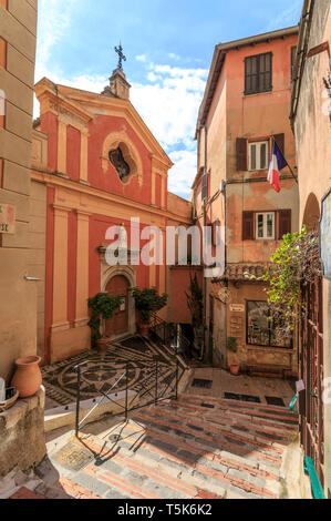 Frankreich, Alpes Maritimes, Roquebrune Cap Martin, Sainte Marguerite Kirche // Frankreich, Alpes-Maritimes (06), Roquebrune-Cap-Martin, église Sainte-Marguer Stockfoto