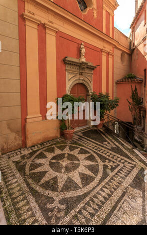 Frankreich, Alpes Maritimes, Roquebrune Cap Martin, Sainte Marguerite Kirche, Mosaik der Platz // Frankreich, Alpes-Maritimes (06), Roquebrune-Cap-Martin, Stockfoto