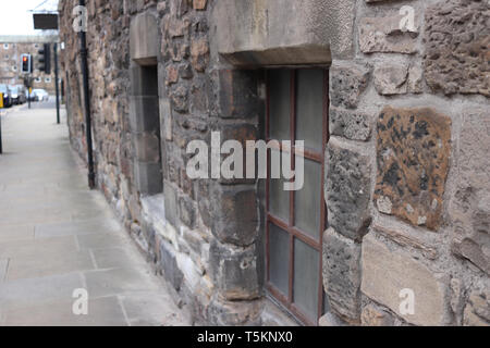 Alten Sandsteinmauern im Stadtzentrum von Glasgow Stockfoto