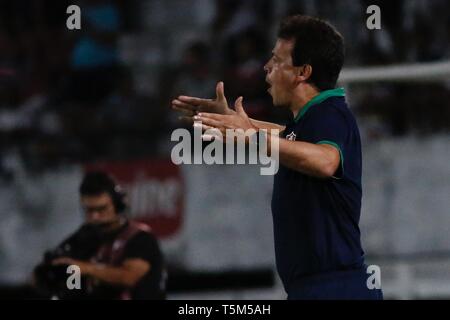 PE - Recife - 04/25/2019 - Brasilianische Cup 2019 - Santa Cruz gegen Fluminense - Fluminense Trainer während eines Spiel gegen Santa Cruz an Arruda Stadion für die WM 2019 in Brasilien. Foto: Paulo Paiva/AGIF Stockfoto