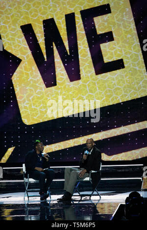 Inglewood, CA. 25 Apr, 2019. Kardinal Offishall und Kareem Abdul-Jabbar sprechen wir Tag Kalifornien im Forum am 25. April 2019 in Inglewood CA. Credit: cra Sh/Image Space/Medien Punch/Alamy leben Nachrichten Stockfoto