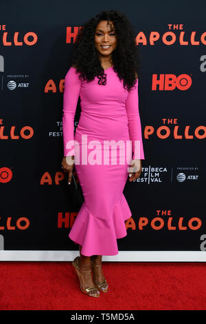 "Apollo" Film Premiere, Ankünfte, Tribeca Film Festival Opening Night, New York, USA - 24 Apr 2019 - Angela Bassett Stockfoto