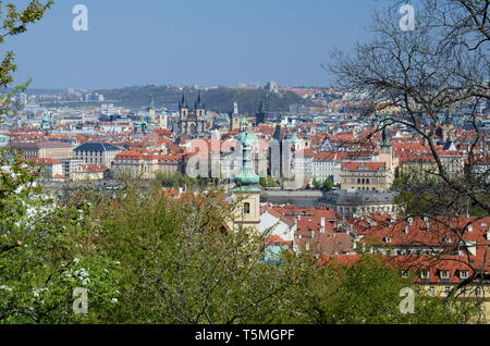 Prag - Ansicht von Petrin Hügel Stockfoto