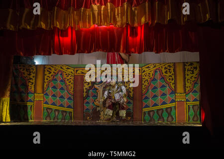 Puppenspiel in Nyaungshwe in der Nähe Inle See, Shan Staat, Myanmar. Stockfoto