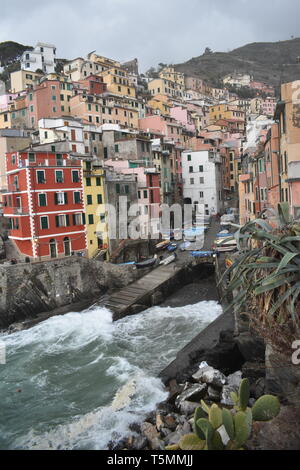 Cinqua Terra Viento, RIomaggiorie, Manarola, Italien Reisen Italien Top 10 der besten 10 Reisen Europa spektakuläre Bilder mehr der besten Meerblick Schöne Häuser Stockfoto