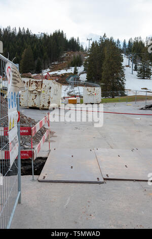 Maschgenkamm Gondel Abriss in Flumserberg, Schweiz. Stockfoto