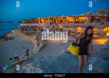 Bar-Restaurant Sonnenuntergang Ashram. Sant Josep de sa Talaia. Ibiza Insel. Balearen. Inseln. Spanien Stockfoto