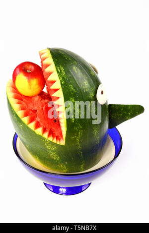 Wassermelone Shark Shark aus der Wassermelone geschnitzt Stockfoto