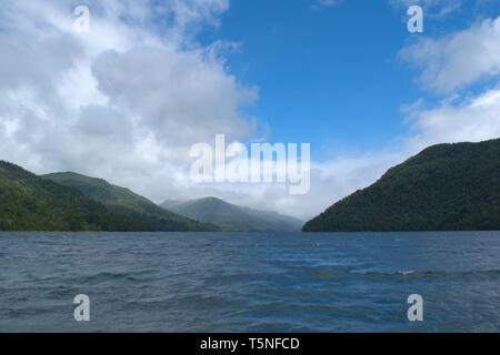 Atemberaubende Aussicht auf Lago Hermoso, in der Nahuel Huapi Nationalpark entfernt, argentinische Patagonien Stockfoto