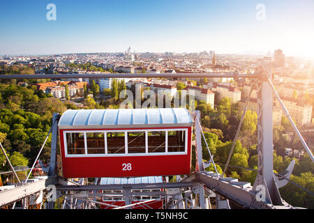 Luftaufnahme nach Wien in Österreich vom Riesenrad Stockfoto