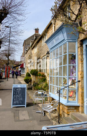Um das Cotswold Stadt Stow-on-the-Wold Gloucestershire, Großbritannien. Jaffe und Neale Stockfoto
