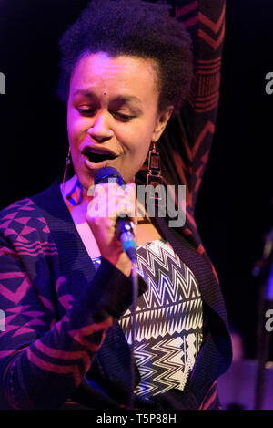 (Meklit Meklit Hadero) im Purcell Room, die Southbank Centre, London, Großbritannien. Mai 7, 2015. Stockfoto