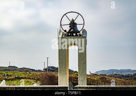 BALLYMACKILDUFF, KILCLOONEY, Donegal/IRLAND - 27. FEBRUAR 2019: St. Conal's Kirche gehört der Diözese von Raphoe Stockfoto