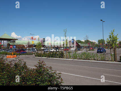 In Potenza, Italien - ca. April 2019: Carrefour Supermarkt Stockfoto