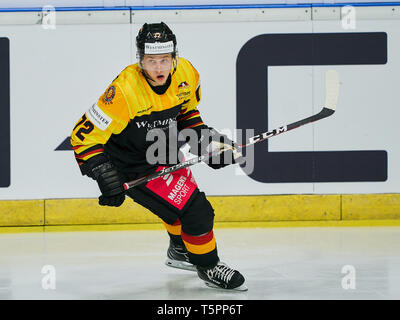 Regensburg, Deutschland. 25 Apr, 2019. NHL Spieler Dominik KAHUN, DEB 72 (Chicago Blackhawks) Deutschland, Österreich.,. Saison 2018/2019, Deutschland, Österreich Credit: Peter Schatz/Alamy leben Nachrichten Stockfoto