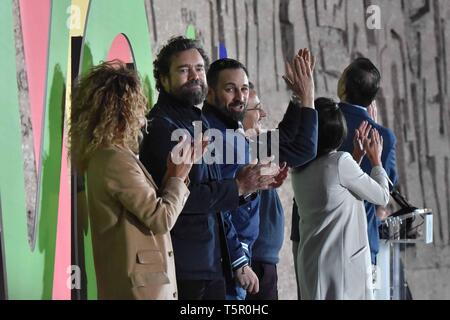 26/04/2019. - Voz finaliza La Campana en la Plaza Colon de Madrid. Con dirigentes y Santiago Abascal como Presidente de Vox Foto: Cordon drücken Sie Stockfoto