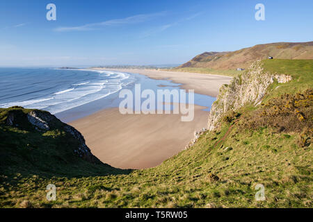 Blick auf den Strand von Rhossili Bay, Rhossili, Gower Halbinsel, Swansea, West Glamorgan, Wales, Vereinigtes Königreich, Europa Stockfoto