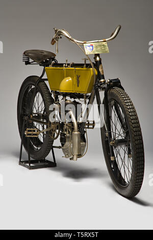 Moto d'epoca Griffon tipo Corsa. Marca: Griffon - Zedel modello: Tipo Corsa nazione: Francia Anno: 1904 condizioni: restaurata cilindrat