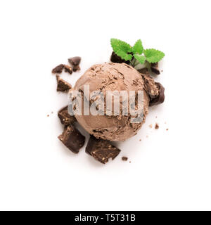 Schokoladeneis isoliert auf weißem Hintergrund, Ansicht von oben. Schokolade, Eis und Schokolade. Stockfoto