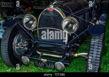 Ein 1937 Bugatti Typ 50 S Anschluss Auto auf der Goodwood Revival 2017 Stockfoto