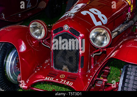 1930 Alfa Romeo 6C 1750 GS Spur Auto auf der Goodwood Revival 2017 Stockfoto