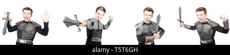 Junge lustige Mann in Rüstung Anzug Stockfoto