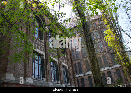 Dies ist die ungarische Magyar Nemzeti Levéltár (National Archives von Ungarn). Es gibt in der budai Schloss. Stockfoto