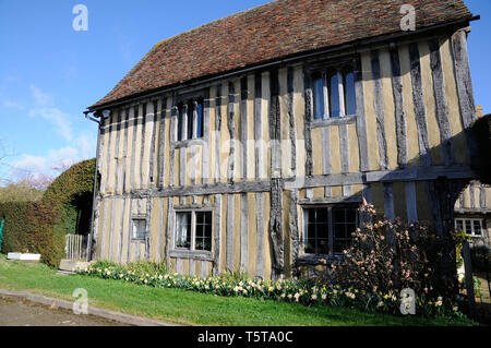 Die Emplins, Gamlingay, Cambridgeshire, ständigen nordöstlich der Kirche war ursprünglich ein fünfzehnten oder sechzehnten Jahrhundert Halle mit den Flügeln. Stockfoto