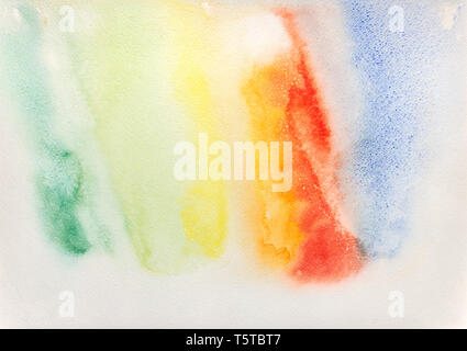 Abstrakte hand bemalt Regenbogen Aquarell bunter nass Hintergrund auf Papier. handgefertigte Kunst Textur Stockfoto