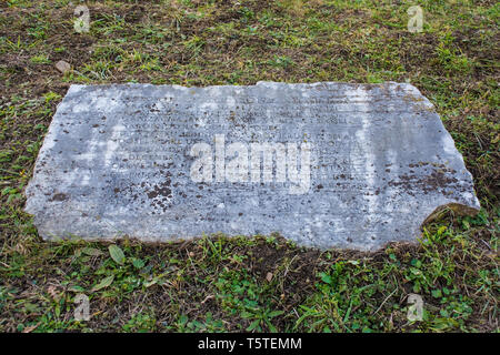 Slabinja, Kroatien - 2. Januar 2019. Eine Gedenktafel, die Teil des Denkmals für gefallene Kämpfer und Opfer des Faschismus aus Slabinja, Sisak-Moslavina ist Stockfoto