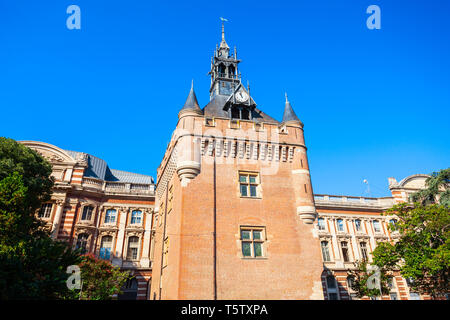 Capitole Donjon oder mittelalterlichen Dungeon Tower am Place du Capitole, Toulouse. Jetzt ist Tourist Information Office. Stockfoto