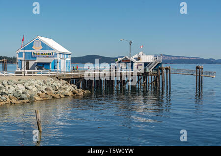 Kanada, British Columbia, Sidney, Beacon Avenue Pier, Fischmarkt, Restaurant Stockfoto