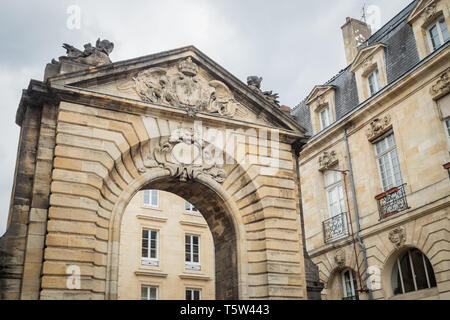 Dijeaux Tor in die Stadt Bordeaux Stockfoto