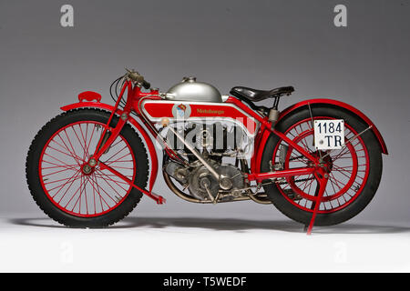 Moto d'epoca Motoborgo 500 Fabbrica: Borgo modello: 500 fabbricata in: Italien - Turin anno di costruzione: 1922 condizioni: wäs