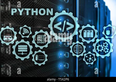 Programmiersprache Python auf server Zimmer Hintergrund. Programmierung Workflow abstrakter Algorithmus Konzept auf virtuellen Bildschirm. Stockfoto