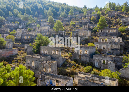 Die Türkei, Fethiye, Kayakoy (Mugla) Ghost Town, eine ehemalige griechische Kolonie und jetzt eine verlassene Stadt und Open Air Museum Stockfoto