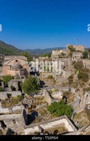 Die Türkei, Fethiye, Kayakoy (Mugla) Ghost Town, eine ehemalige griechische Kolonie und jetzt eine verlassene Stadt und Open Air Museum Stockfoto