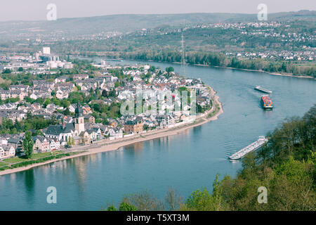 Antenne Aussicht auf Koblenz, die Stadt am Rhein, wo er von der Mosel verbunden ist. Stockfoto